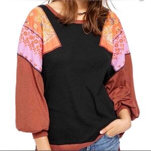 We the Free Feelin It Tee Blouse Womens M Colorblock Stretch Floral 
Oversized